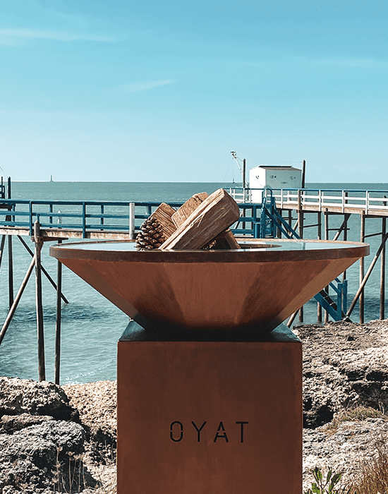 Brasero OYAT Cognac 82 : Design et Convivialité